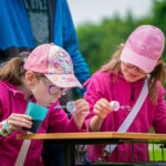 Zahradní slavnost: paralympionička a parkourová show inspirovaly děti k pohybu