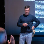 Film, který zůstane pod kůží. Do Hořce přijel Sbormistr i s režisérem