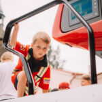 FOTO: Den s dobráky spojil poučení o práci hasičů s pohodovou zábavou