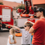 FOTO: Den s dobráky spojil poučení o práci hasičů s pohodovou zábavou