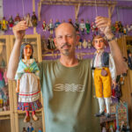 Loutkám vdechuji nový život, říká sběratel Petr Hašek