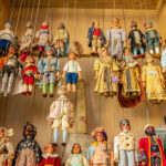 Loutkám vdechuji nový život, říká sběratel Petr Hašek