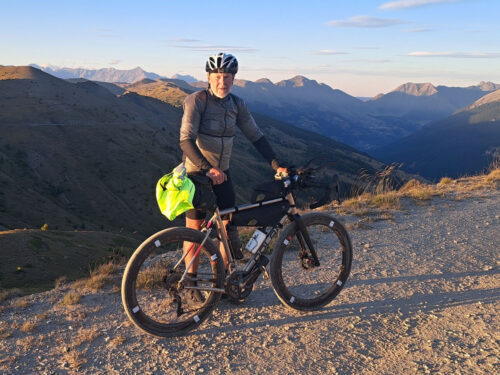 Borec! Cyklista Aleš Vaníček dokončil závod dlouhý 5000 kilometrů!
