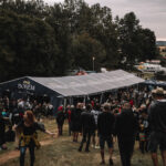 FOTO: TrutnOFF zažil punkovou ikonu, na Bojišti vystoupil Johnny Rotten