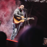 FOTO: TrutnOFF zažil punkovou ikonu, na Bojišti vystoupil Johnny Rotten