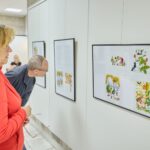 OBRAZEM: Pohádky ze starého hradu ozdobily výstavní prostor městského úřadu