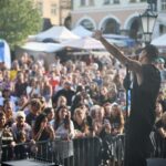 FOTO: Trutnovský jarmark – hudba, řemesla a rodinná pohoda na Krakonošově náměstí