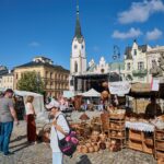FOTO: Trutnovský jarmark – hudba, řemesla a rodinná pohoda na Krakonošově náměstí