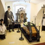 FOTO: Výstava v Muzeu Podkrkonoší mapuje historii trutnovských hřbitovů