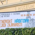 FOTO: Výstava v Muzeu Podkrkonoší mapuje historii trutnovských hřbitovů