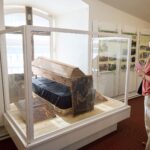 FOTO: Výstava v Muzeu Podkrkonoší mapuje historii trutnovských hřbitovů