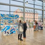 Výrazně barevná díla umělce Daniela Sušky přitahují neskutečnou energií