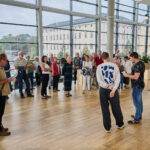 Výrazně barevná díla umělce Daniela Sušky přitahují neskutečnou energií