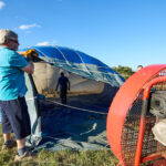 Český rekord: Nad Hradcem letělo 81 balonů, další program mění počasí