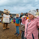 Salta, přeskoky a slackline mezi rolbami i lanovka za půlku. Den Černé hory opět nadchl