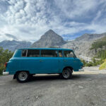 Stará auta, nové zážitky. Pušovi zvládli Korsiku, Sicílii i Balkán v retro stylu