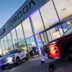 Olfin Car otevřel v Hradci Králové nový showroom značek Omoda a Jaecoo