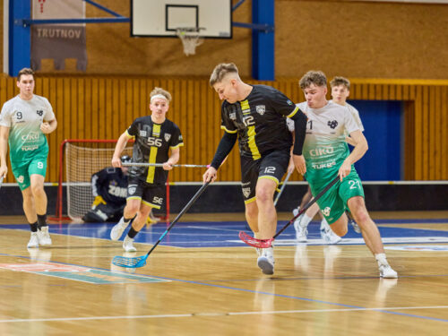 Po Turnovu zavládlo velké zklamání. Florbalisté propadli ve třetí třetině