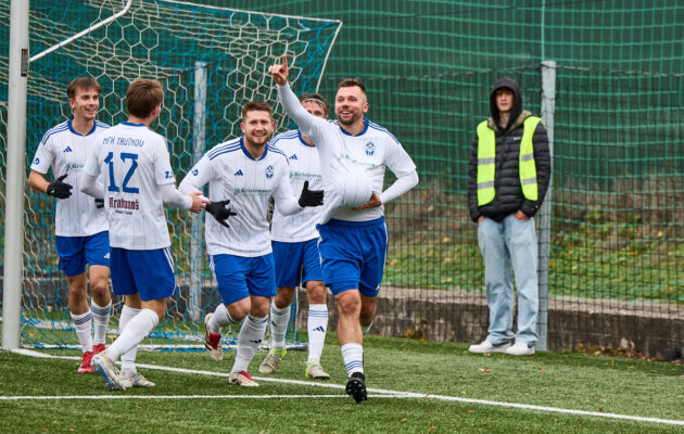 Trutnov si vyšlápl na Přepeře, výhru přinesly premiérové trefy Votrubce
