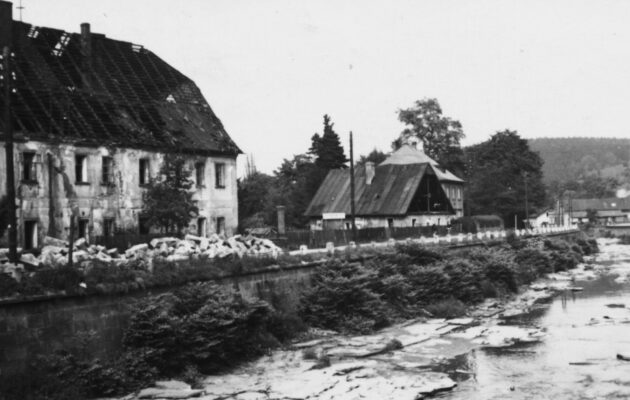 Proměny Trutnova (295): Úpské nábřeží v roce 1948