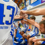 Basketbalisté Trutnova ukončili neporazitelnost Pardubic, Dolejší dal 49 bodů