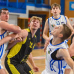 Basketbalisté Trutnova ukončili neporazitelnost Pardubic, Dolejší dal 49 bodů