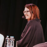 FOTO: Martin Moravec a Helena Sováková vyprávěli příběhy z armády i ze života