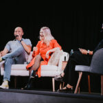 FOTO: Martin Moravec a Helena Sováková vyprávěli příběhy z armády i ze života