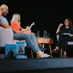 FOTO: Martin Moravec a Helena Sováková vyprávěli příběhy z armády i ze života