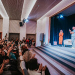 FOTO: Martin Moravec a Helena Sováková vyprávěli příběhy z armády i ze života