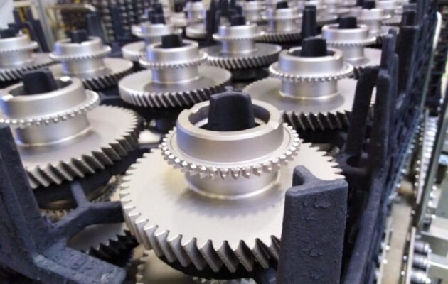 Škoda Auto chce ve Vrchlabí letos vyrobit rekordních 720 tisíc převodovek