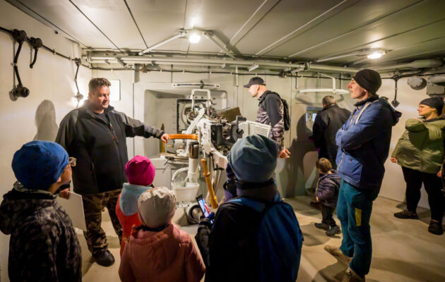 Unikátní exkurze: pevnostní kanon L1 je zpět na Stachelbergu!