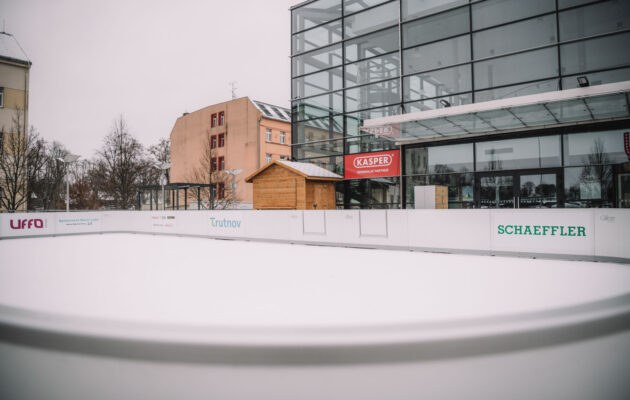 Led, který není led. Před Uffem vzniklo kluziště se švýcarskou technologií