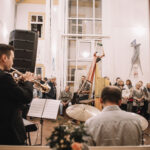 ZUŠka slaví 80 let. Výstavy v muzeu ukazují její příběh i talenty