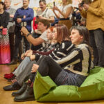 Umělec Michal Cimala magicky proměnil snowboardy v hudební nástroje