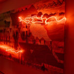 Umělec Michal Cimala magicky proměnil snowboardy v hudební nástroje