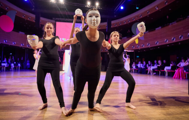 Ples ZUŠ Trutnov k 80. výročí založení školy