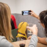 FOTO: Na závěr roku se listovači vydali do zákulisí divadla a showbyznysu