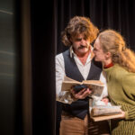 FOTO: Na závěr roku se listovači vydali do zákulisí divadla a showbyznysu