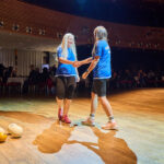 Když kuželky tančí… Uffo roztrsal ples Loko, starosta rozdával ocenění