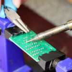 Nové pájecí stanice průmyslovky v Mladých Bukách