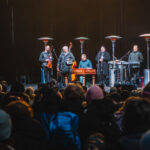 Trutnov rozsvítil vánoční strom, silvestrovský ohňostroj bude u Uffa