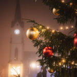 Trutnov rozsvítil vánoční strom, silvestrovský ohňostroj bude u Uffa