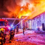 OBRAZEM: Požár budovy v Polské ulici způsobil desetimilionovou škodu