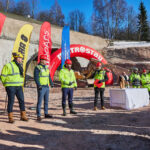 Slavnostní zahájení ražby tunelu Opevnění pro dálnici D11
