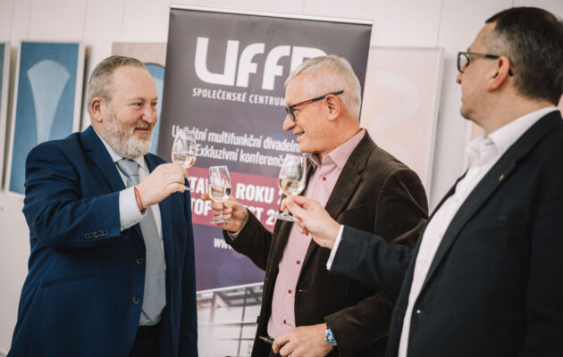 Slavnostní podpis smlouvy o generálním partnerství Uffa a Kasper Group