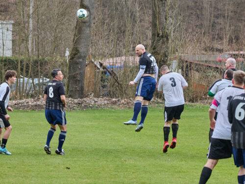 Fotbalisté Libče pokřtili nové zázemí osmigólovou kanonádou
