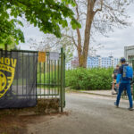 Florbalisté zakončili sezónu ve velkém. Oslavy s veřejností oživily Mládežku