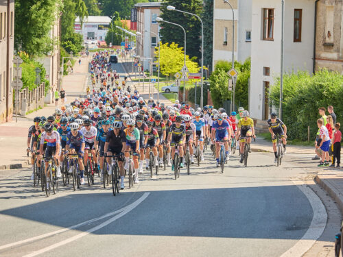 Krakonošův cyklomaraton: kopce, zábava a šestileté partnerství s firmou Casia