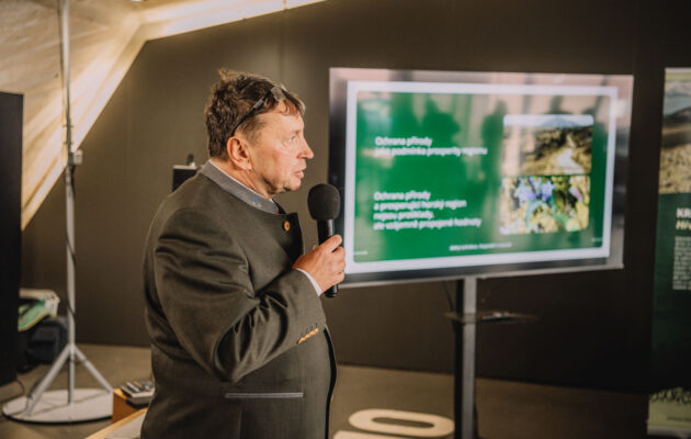 Jmenování nového ředitele KRNAPu Petra Moravce na tiskové konferenci ve Vrchlabí
